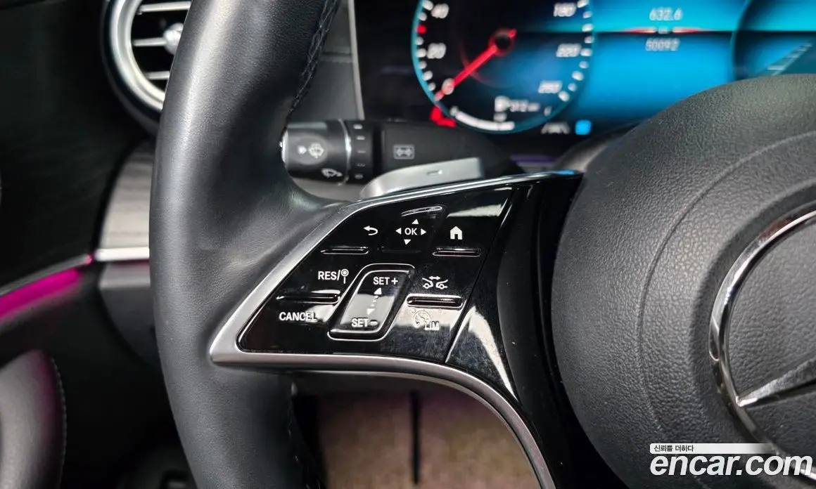 Mercedes-Benz E-Class 2022 2.0 автомат (гидро), фото 32