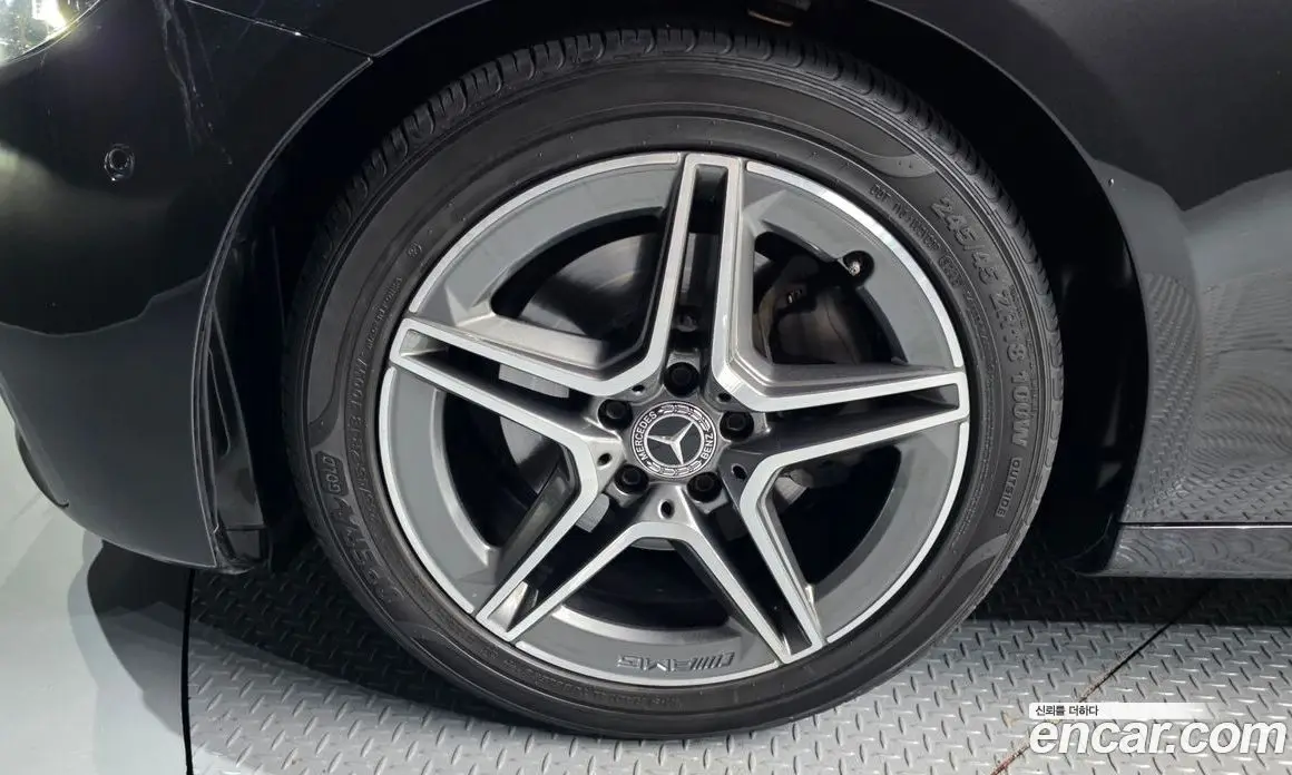 Mercedes-Benz E-Class 2022 2.0 автомат (гидро), фото 5