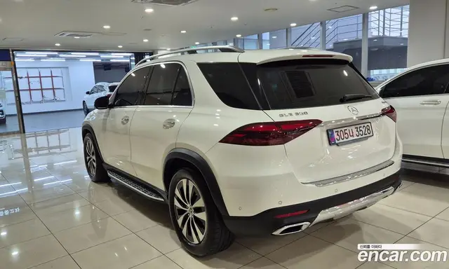 Mercedes-Benz GLE-Class 2025 2.0 автомат (гидро), миниатюра 2