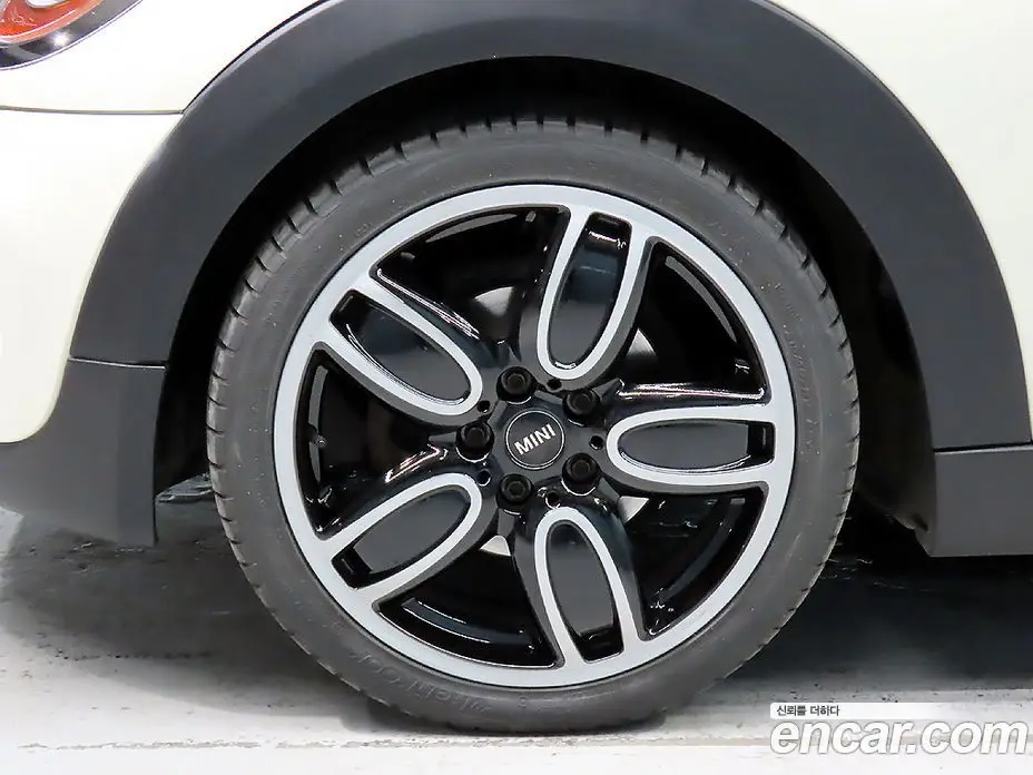 Mini Cooper 2015 1.5 автомат (гидро), фото 5