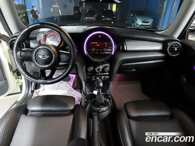 Mini Cooper 2015 1.5 автомат (гидро), миниатюра 7