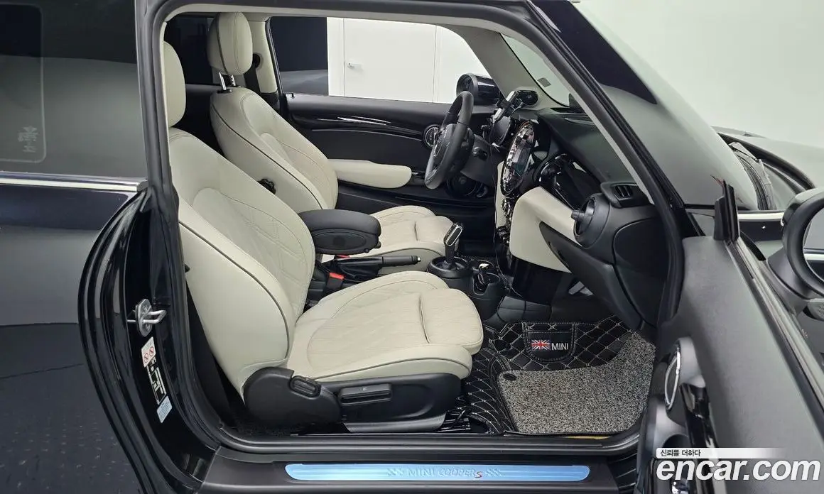 Mini Cooper 2022 2.0 автомат (гидро), фото 17