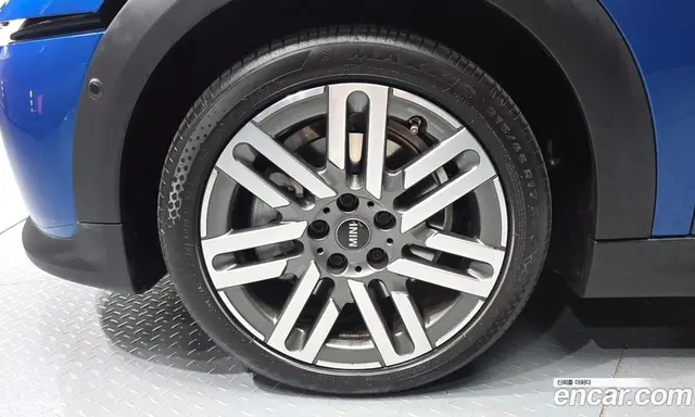 Mini Cooper 2025 2.0 автомат (гидро), миниатюра 5