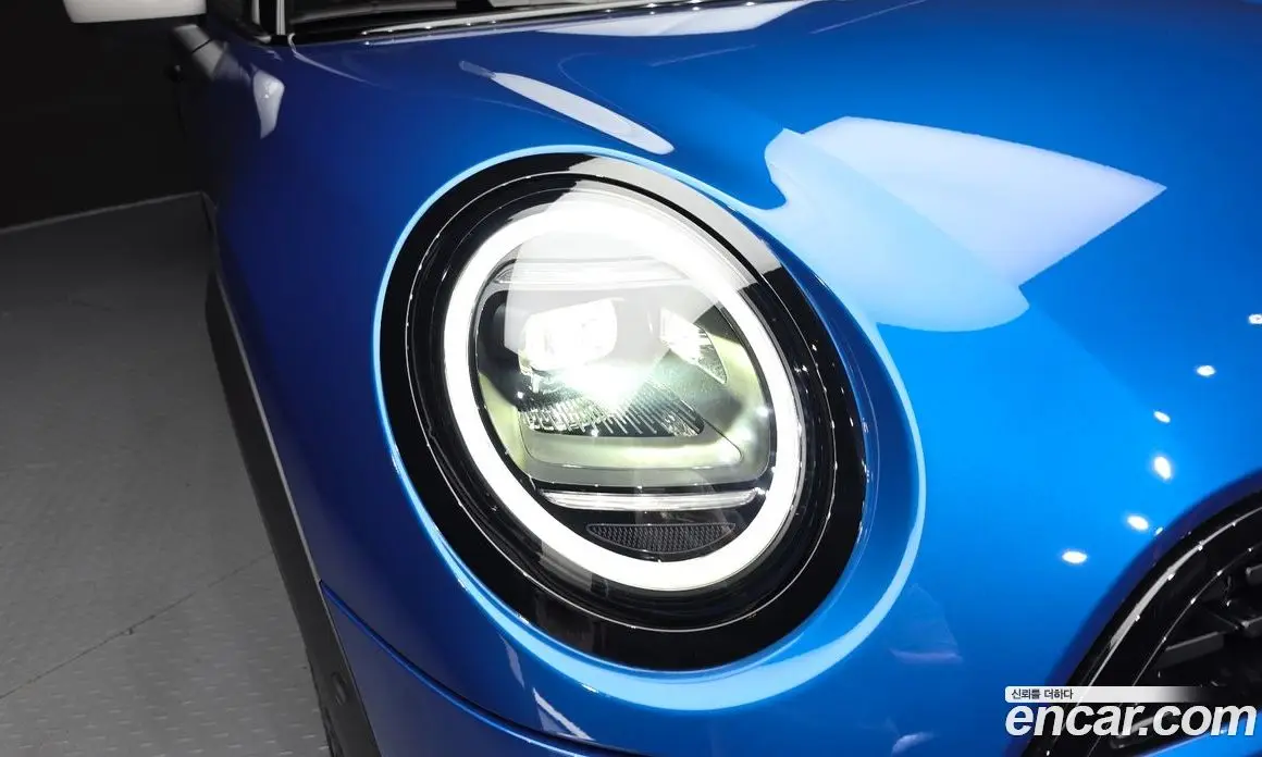 Mini Cooper 2025 2.0 автомат (гидро), фото 8