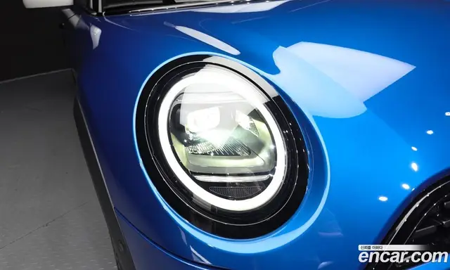 Mini Cooper 2025 2.0 автомат (гидро), миниатюра 8