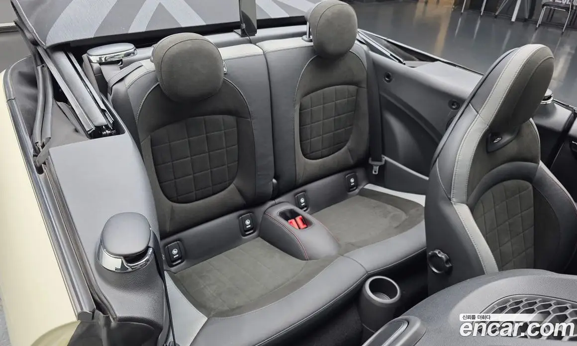 Mini Cooper Convertible 2022 2.0 автомат (гидро), фото 17