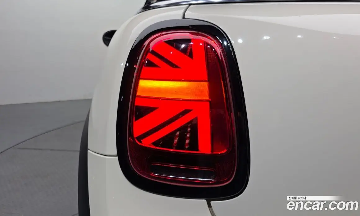 Mini Cooper Convertible 2022 2.0 автомат (гидро), фото 8