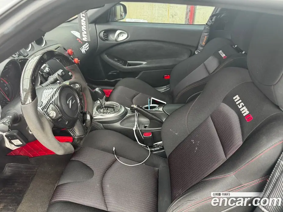 Nissan 370Z 2010 3.7 автомат (гидро), фото 5