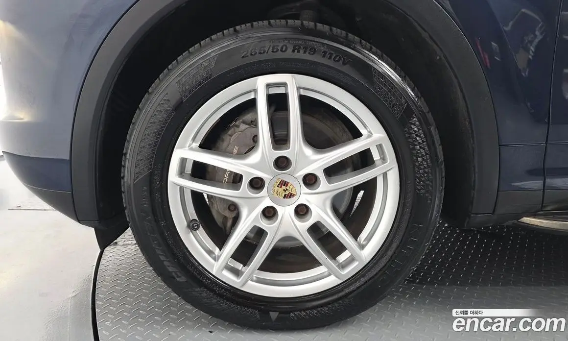 Porsche Cayenne 2011 3.0 автомат (гидро), фото 5