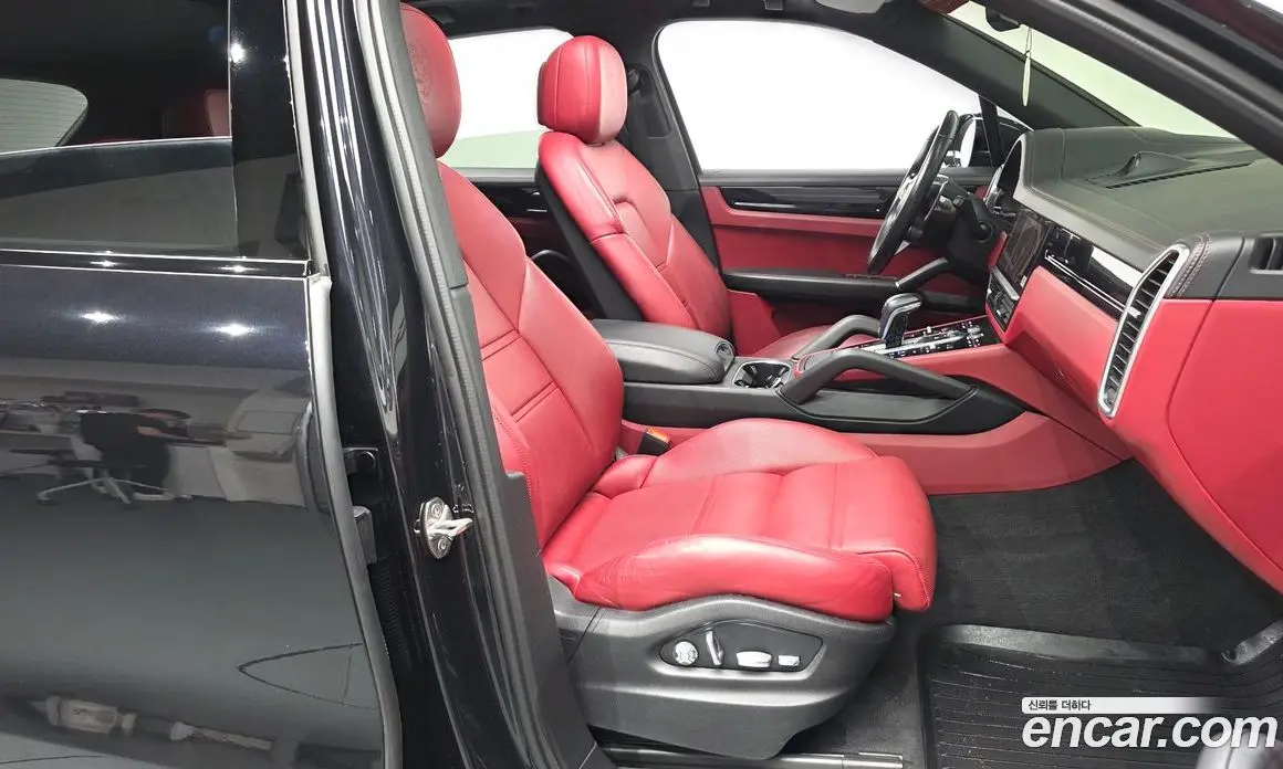 Porsche Cayenne 2020 3.0 автомат (гидро), фото 16
