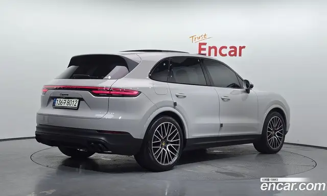 Porsche Cayenne 2021 3.0 автомат (гидро), миниатюра 2