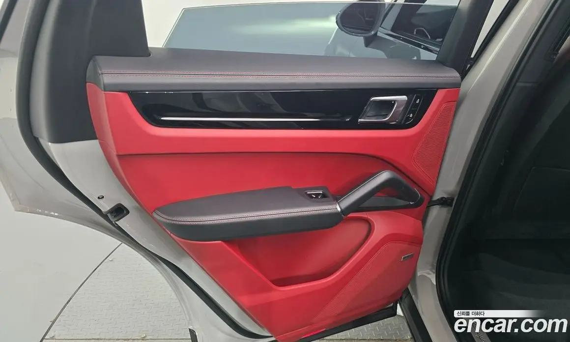 Porsche Cayenne 2021 3.0 автомат (гидро), фото 15