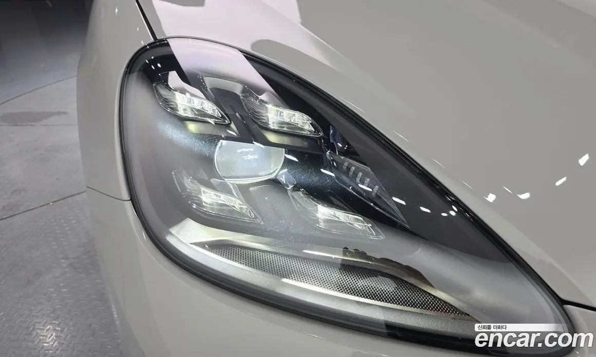 Porsche Cayenne 2021 3.0 автомат (гидро), фото 8
