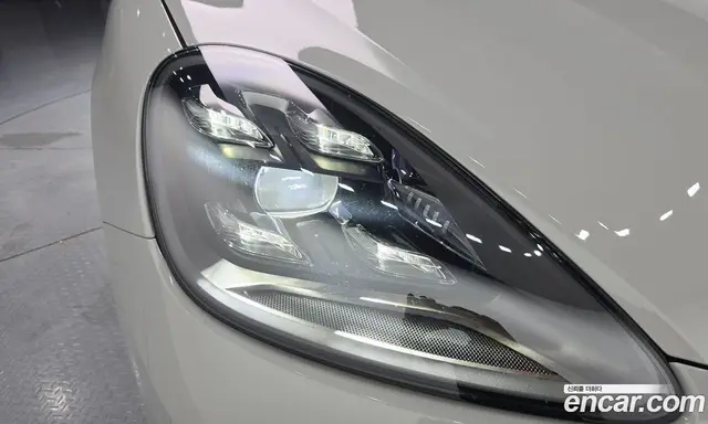 Porsche Cayenne 2021 3.0 автомат (гидро), миниатюра 8