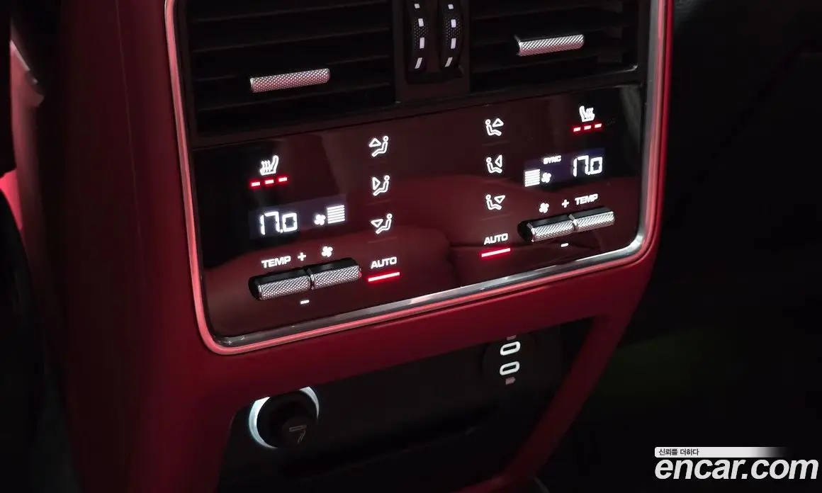 Porsche Cayenne 2023 3.0 автомат (гидро), фото 31