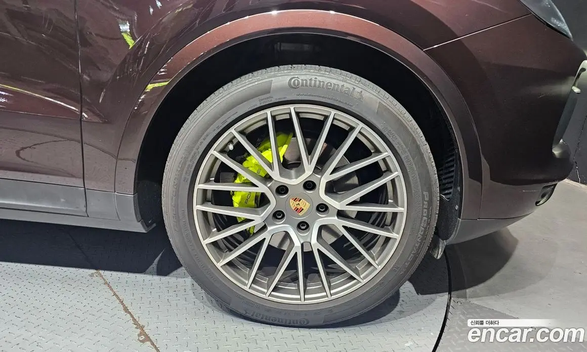 Porsche Cayenne 2023 3.0 автомат (гидро), фото 7