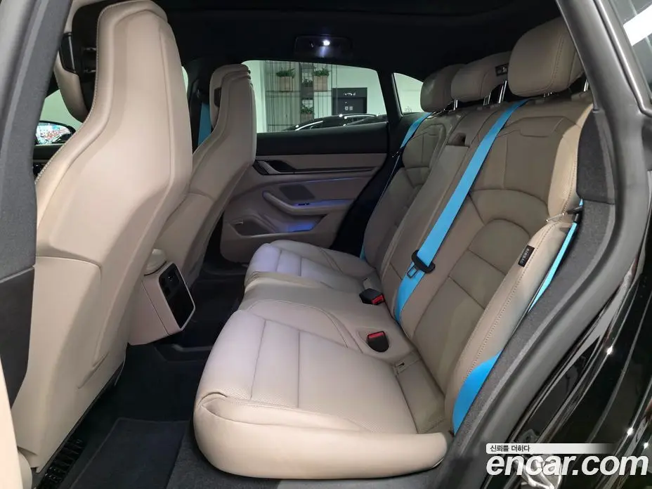 Porsche Taycan 2025 0.1 автомат (гидро), фото 14