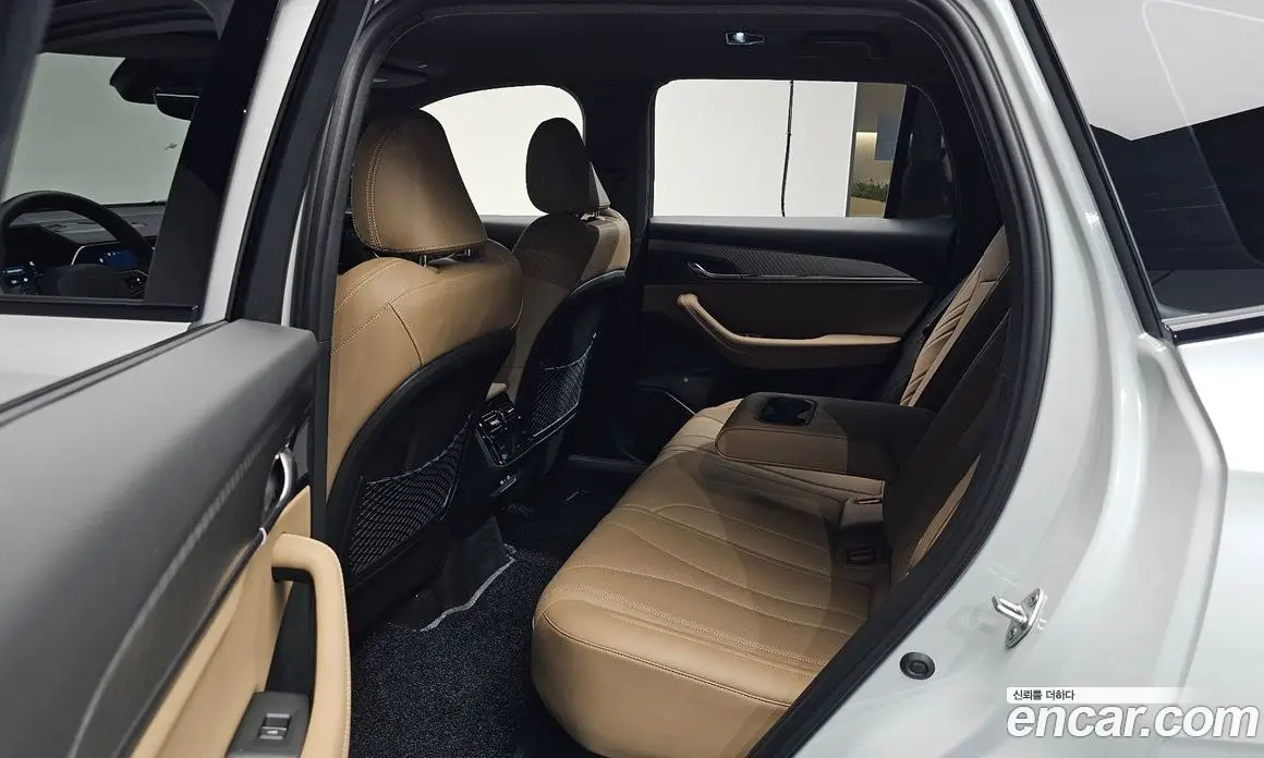 Renault (Samsung) Grand Koleos 2025 1.5 автомат (гидро), фото 17