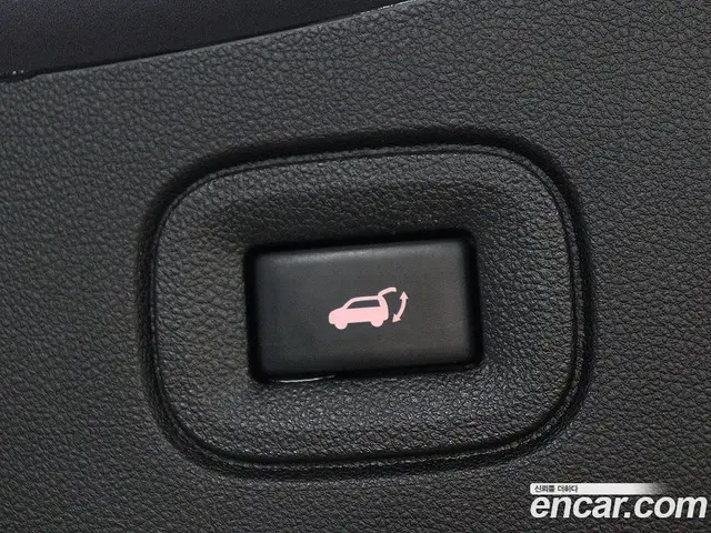 Renault (Samsung) QM6 2019 2.0 автомат (гидро), миниатюра 6 Renault (Samsung) QM6 2019 2.0 автомат (гидро), миниатюра 6