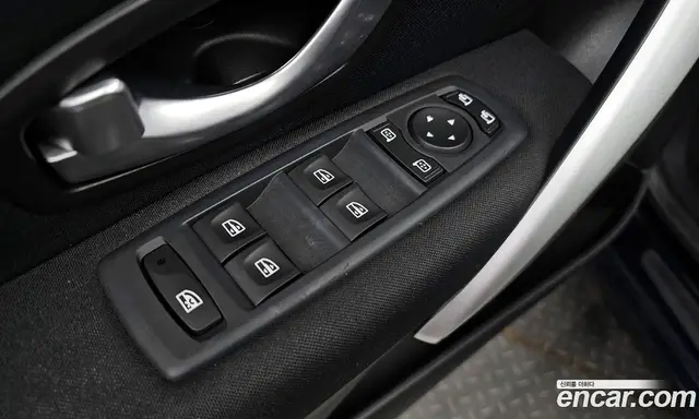 Renault (Samsung) SM3 2009 1.6 автомат (гидро), миниатюра 11 Renault (Samsung) SM3 2009 1.6 автомат (гидро), миниатюра 11