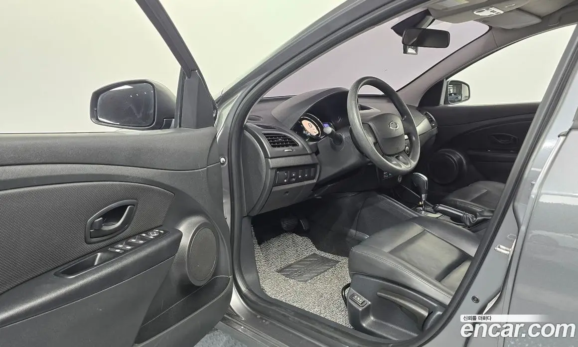 Renault (Samsung) SM3 2016 1.6 автомат (гидро), фото 10 Renault (Samsung) SM3 2016 1.6 автомат (гидро), фото 10