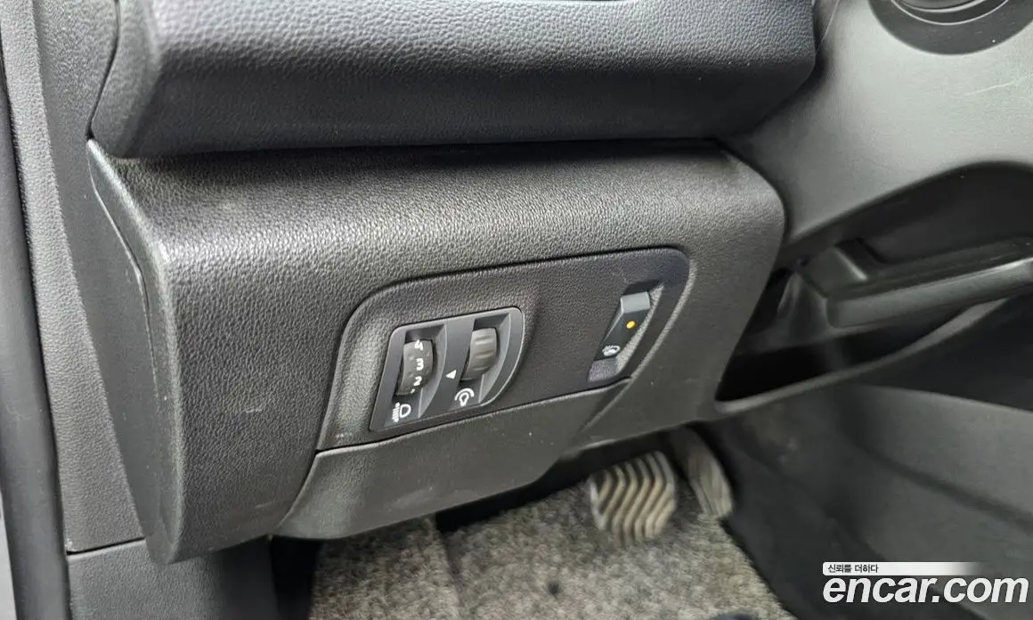 Renault (Samsung) SM6 2017 2.0 автомат (гидро), фото 18 Renault (Samsung) SM6 2017 2.0 автомат (гидро), фото 18