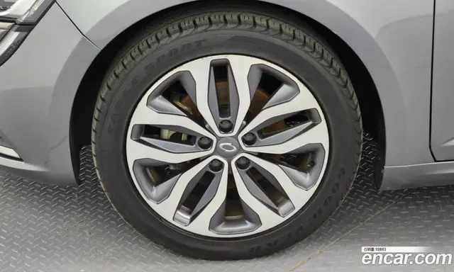 Renault (Samsung) SM6 2017 2.0 автомат (гидро), миниатюра 5 Renault (Samsung) SM6 2017 2.0 автомат (гидро), миниатюра 5