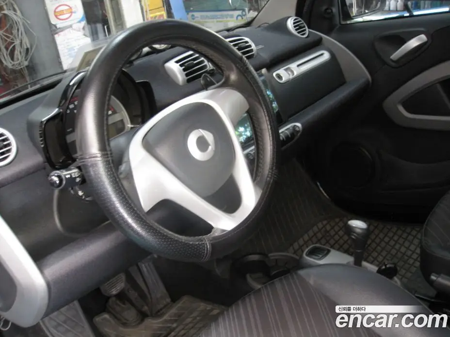 Smart Fortwo 2013 0.8 автомат (гидро), фото 17