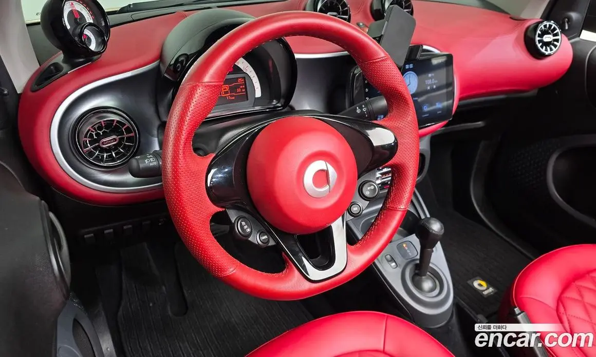 Smart Fortwo 2018 0.9 автомат (гидро), фото 14
