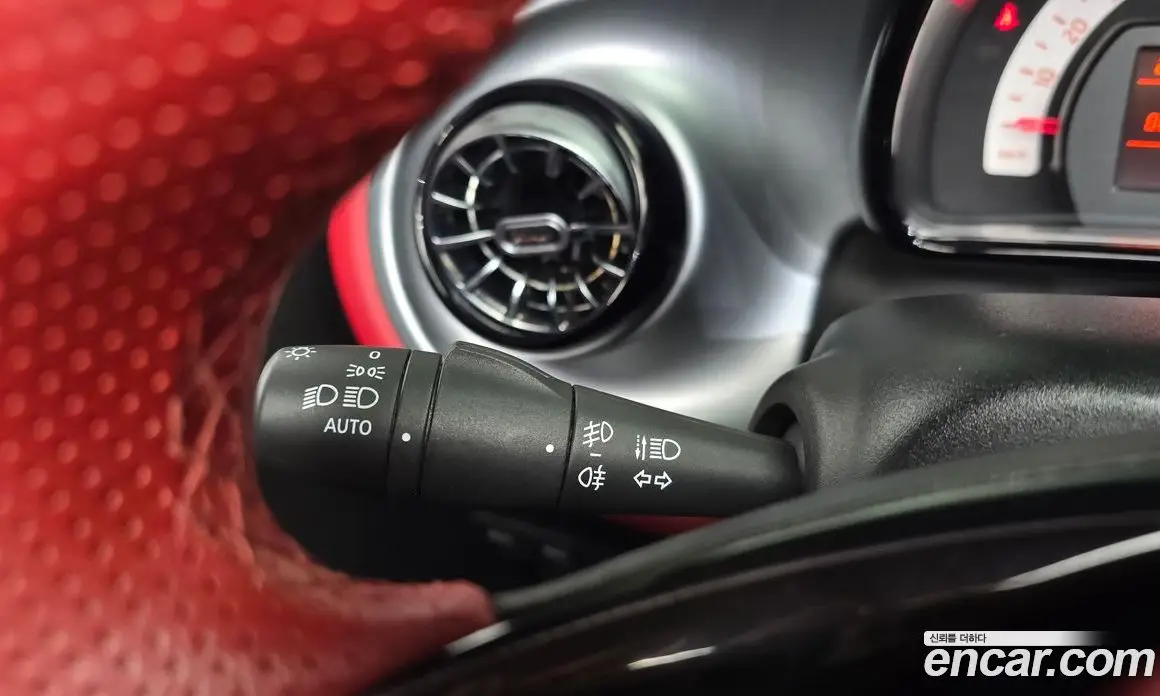 Smart Fortwo 2018 0.9 автомат (гидро), фото 15