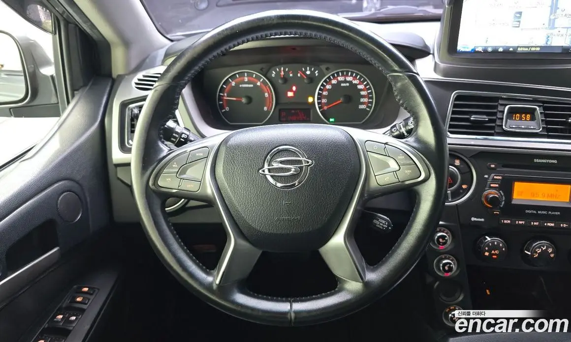 SsangYong Korando 2016 2.0 автомат (гидро), фото 22