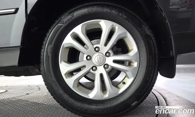 SsangYong Korando 2016 2.0 автомат (гидро), миниатюра 7
