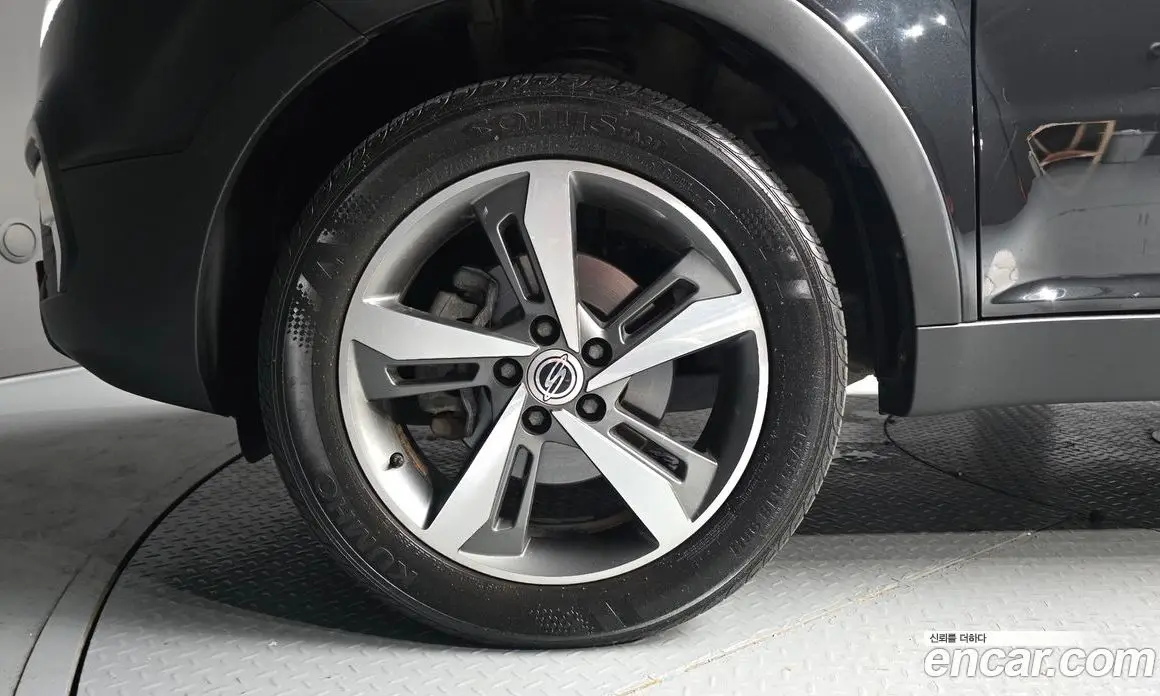 SsangYong Korando 2017 2.2 автомат (гидро), фото 5