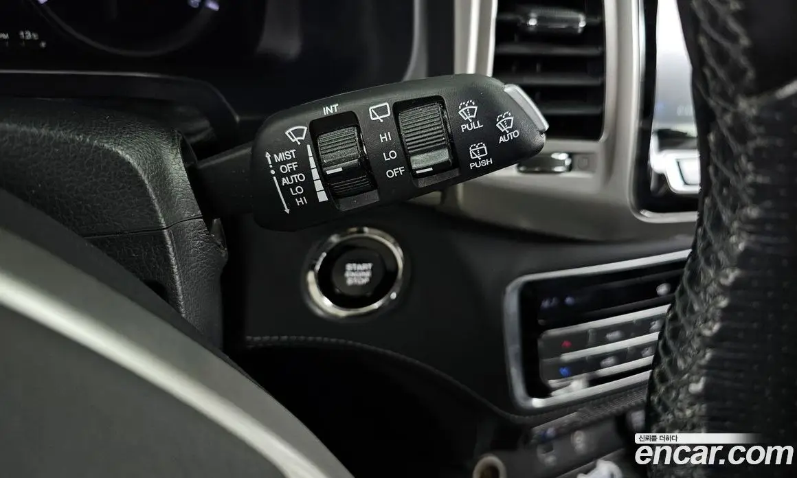 SsangYong Rexton 2017 2.2 автомат (гидро), фото 15