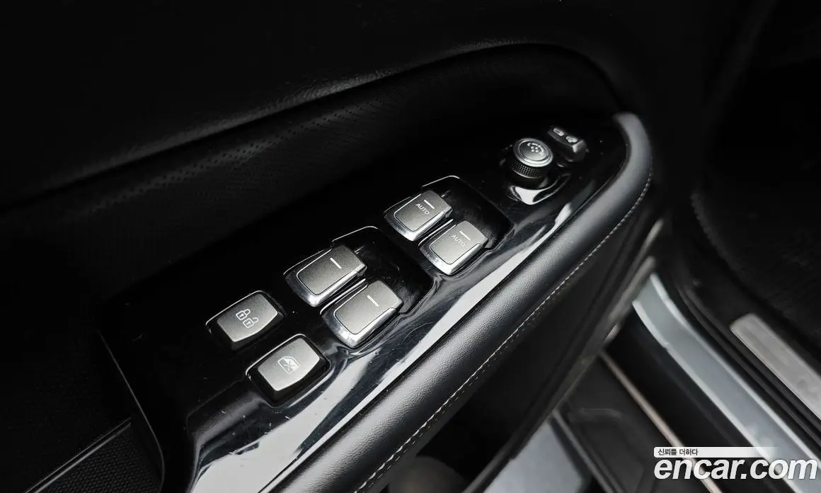 SsangYong Rexton 2018 2.2 автомат (гидро), фото 14