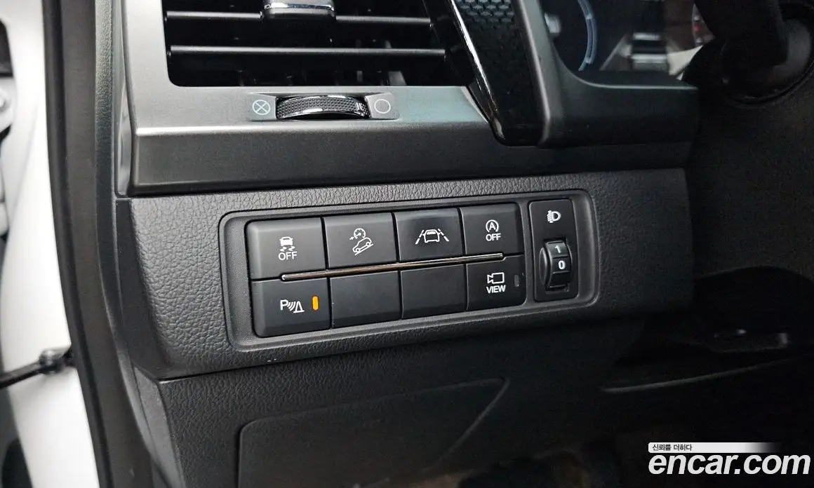 SsangYong Rexton 2022 2.2 автомат (гидро), фото 13