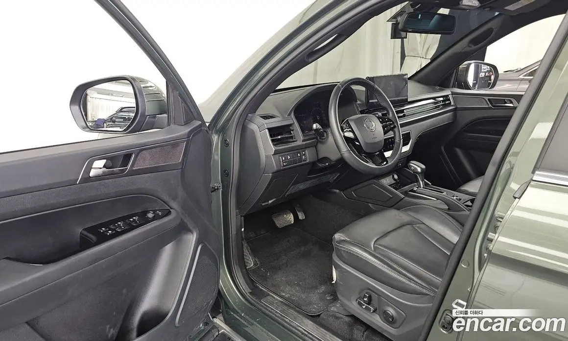 SsangYong Rexton 2024 2.2 автомат (гидро), фото 13
