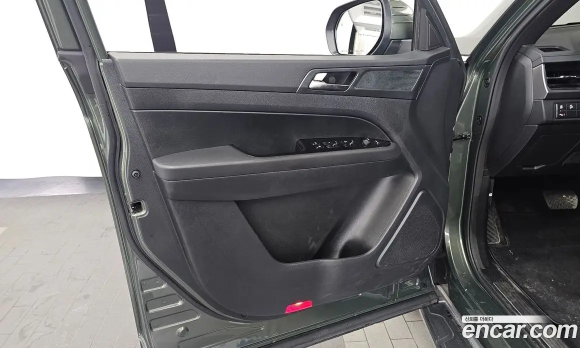 SsangYong Rexton 2024 2.2 автомат (гидро), фото 14