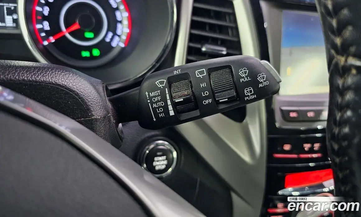 SsangYong TIBOLI 2016 1.6 автомат (гидро), фото 17