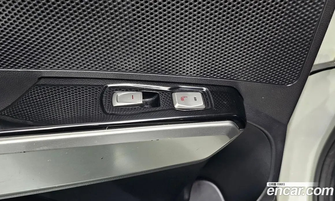 SsangYong TIBOLI 2016 1.6 автомат (гидро), фото 18