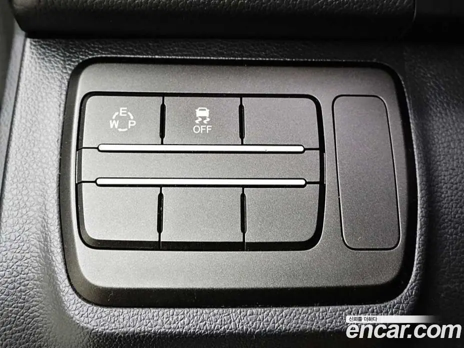 SsangYong TIBOLI 2016 1.6 автомат (гидро), фото 17
