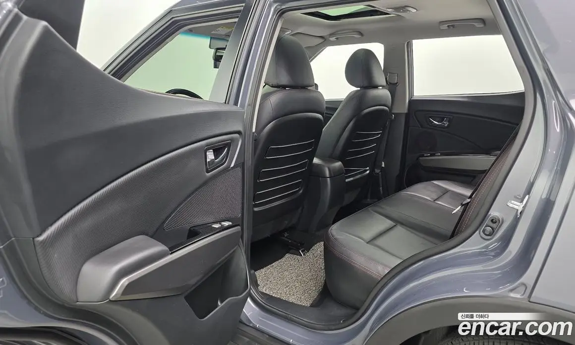 SsangYong TIBOLI 2017 1.6 автомат (гидро), фото 18
