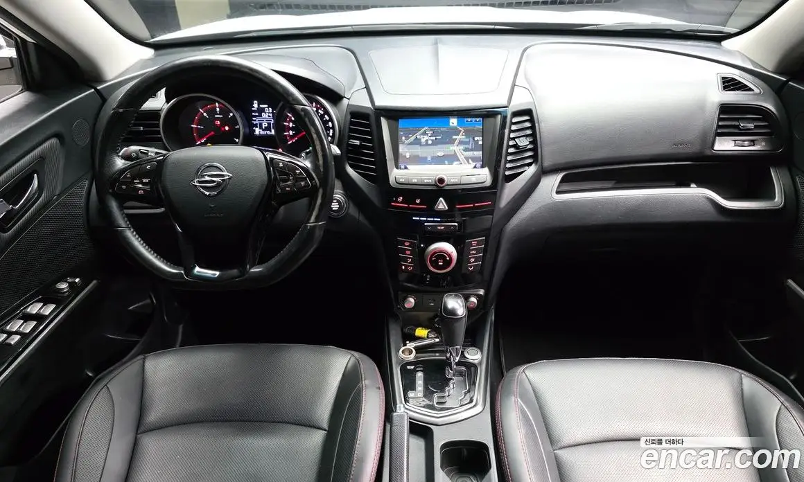 SsangYong TIBOLI 2017 1.6 автомат (гидро), фото 10