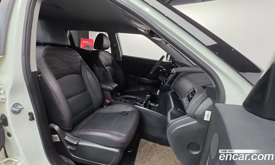 SsangYong TIBOLI 2018 1.6 автомат (гидро), фото 13