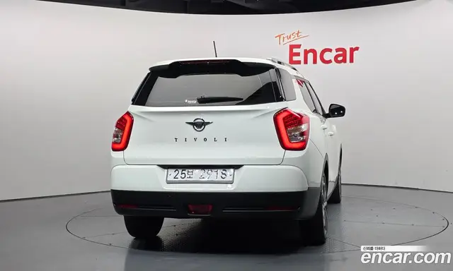 SsangYong TIBOLI 2018 1.6 автомат (гидро), миниатюра 4