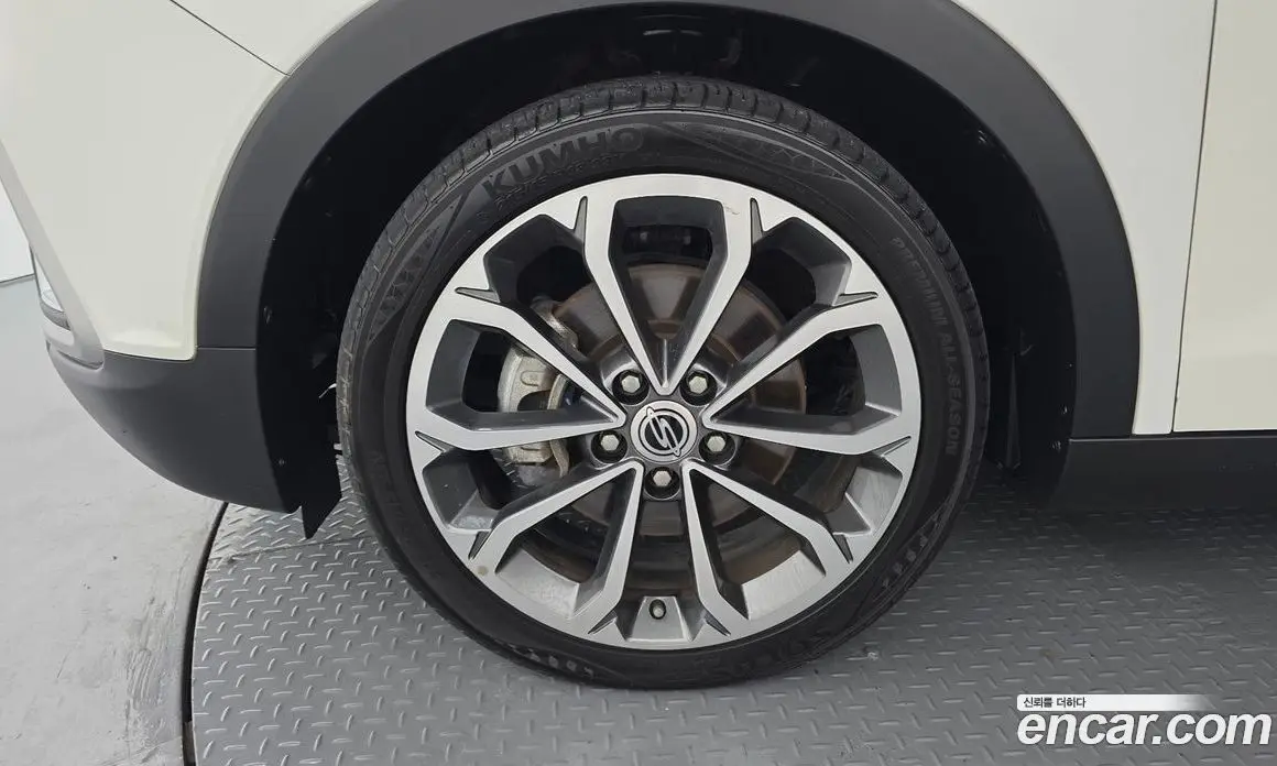 SsangYong TIBOLI 2018 1.6 автомат (гидро), фото 5