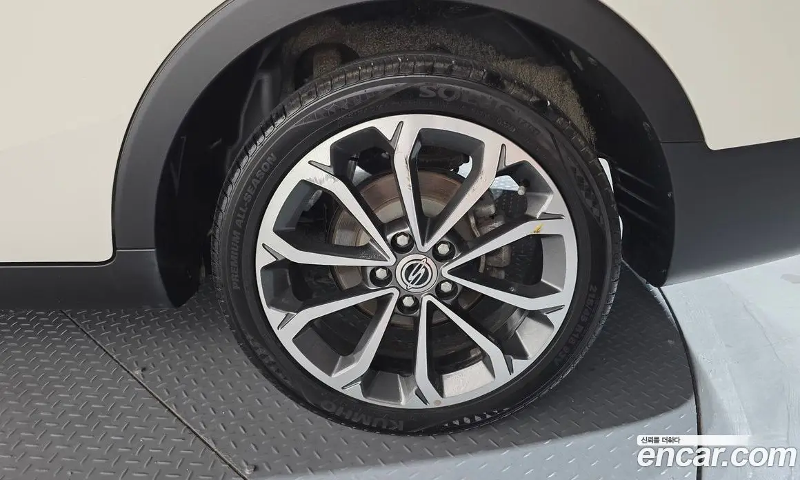 SsangYong TIBOLI 2018 1.6 автомат (гидро), фото 7