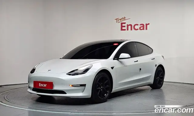 Tesla Model 3, 2022, 70 203 км
