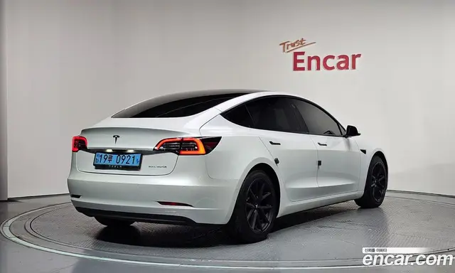 Tesla Model 3 2022 0.2 автомат (гидро), миниатюра 2