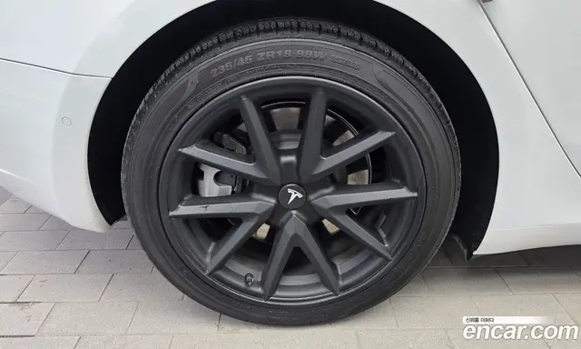 Tesla Model 3 2022 0.2 автомат (гидро), миниатюра 5